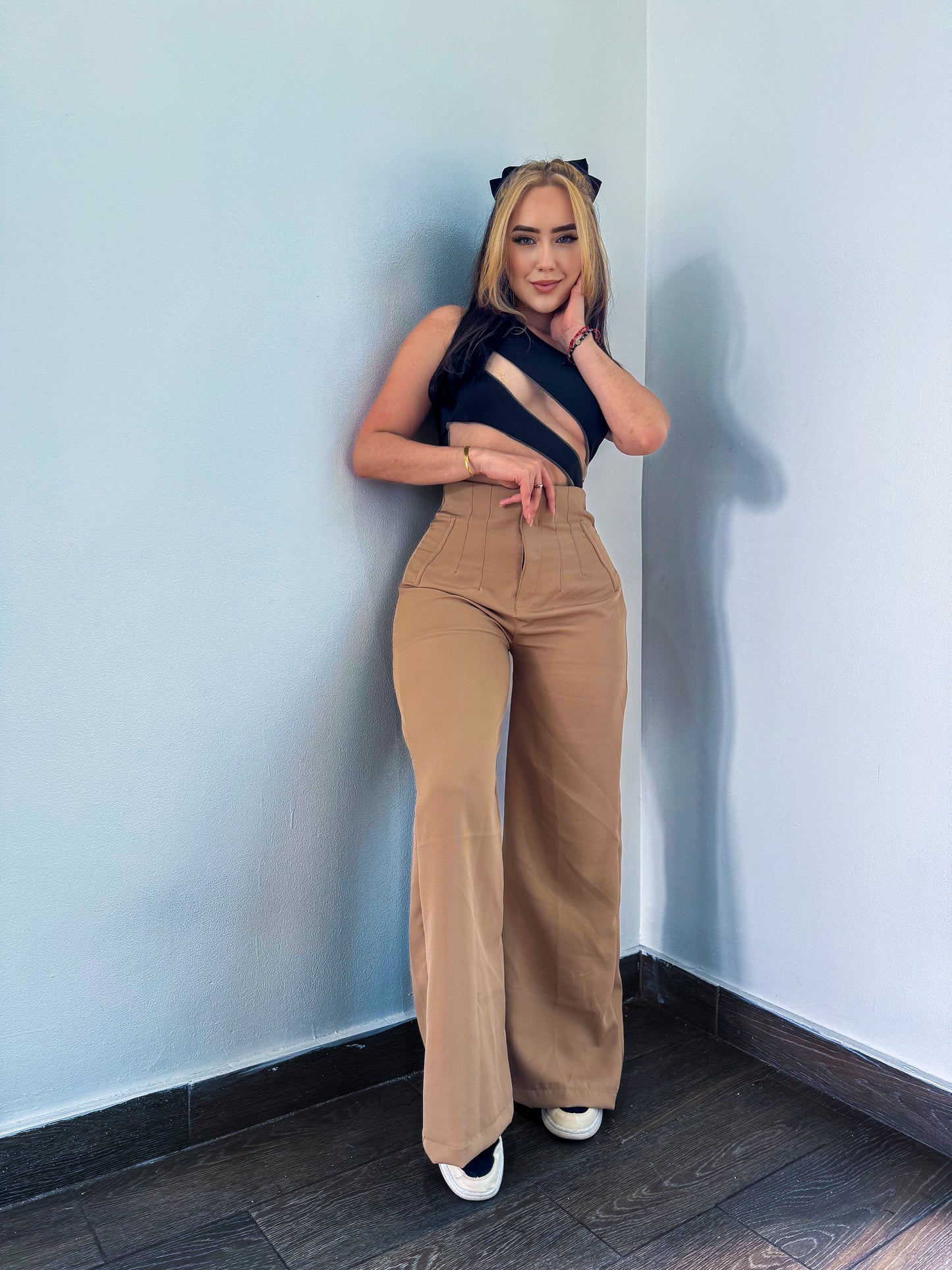 91. PANTALON MIA