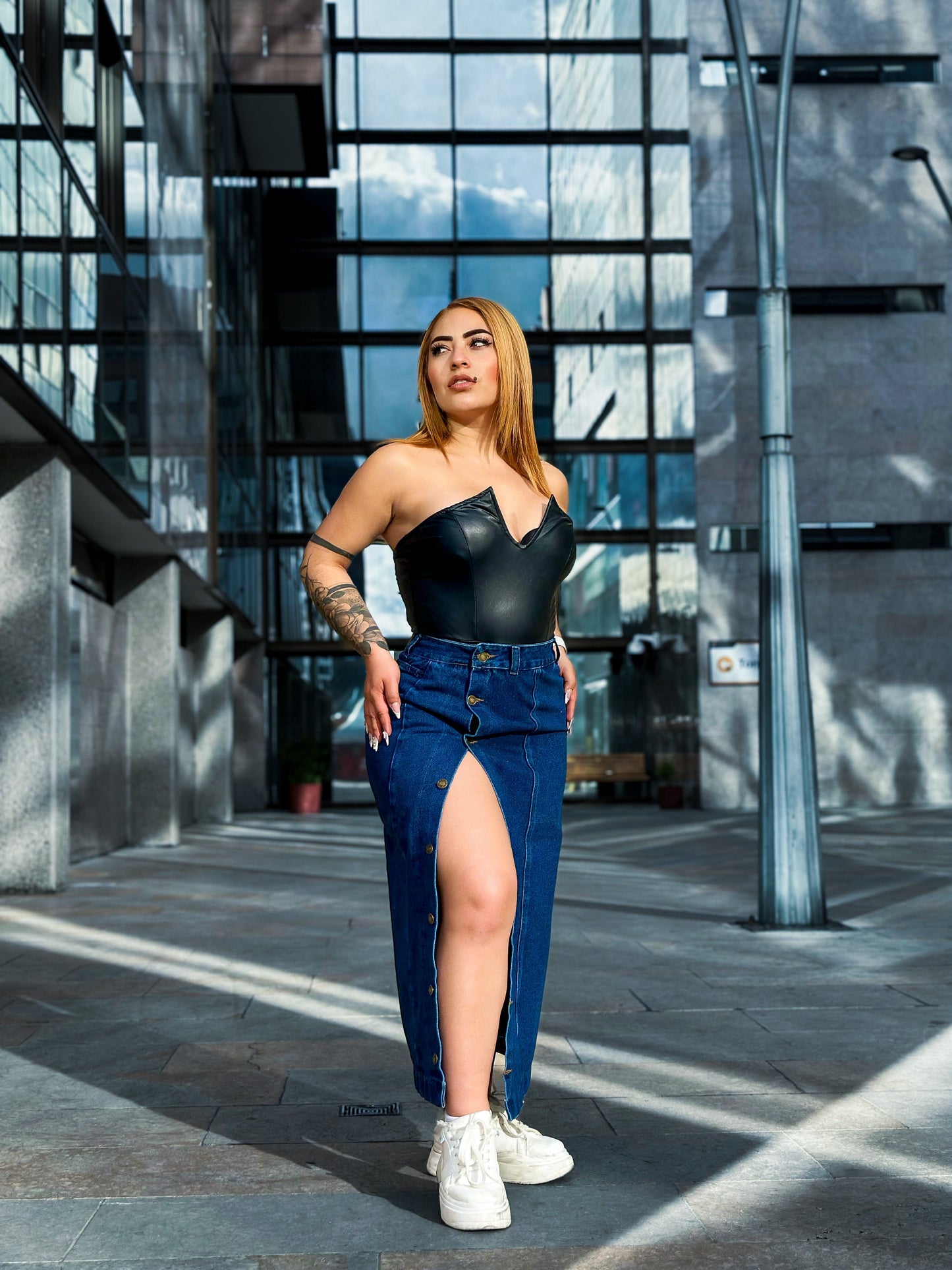 84.FALDA BOTONES CAMILA