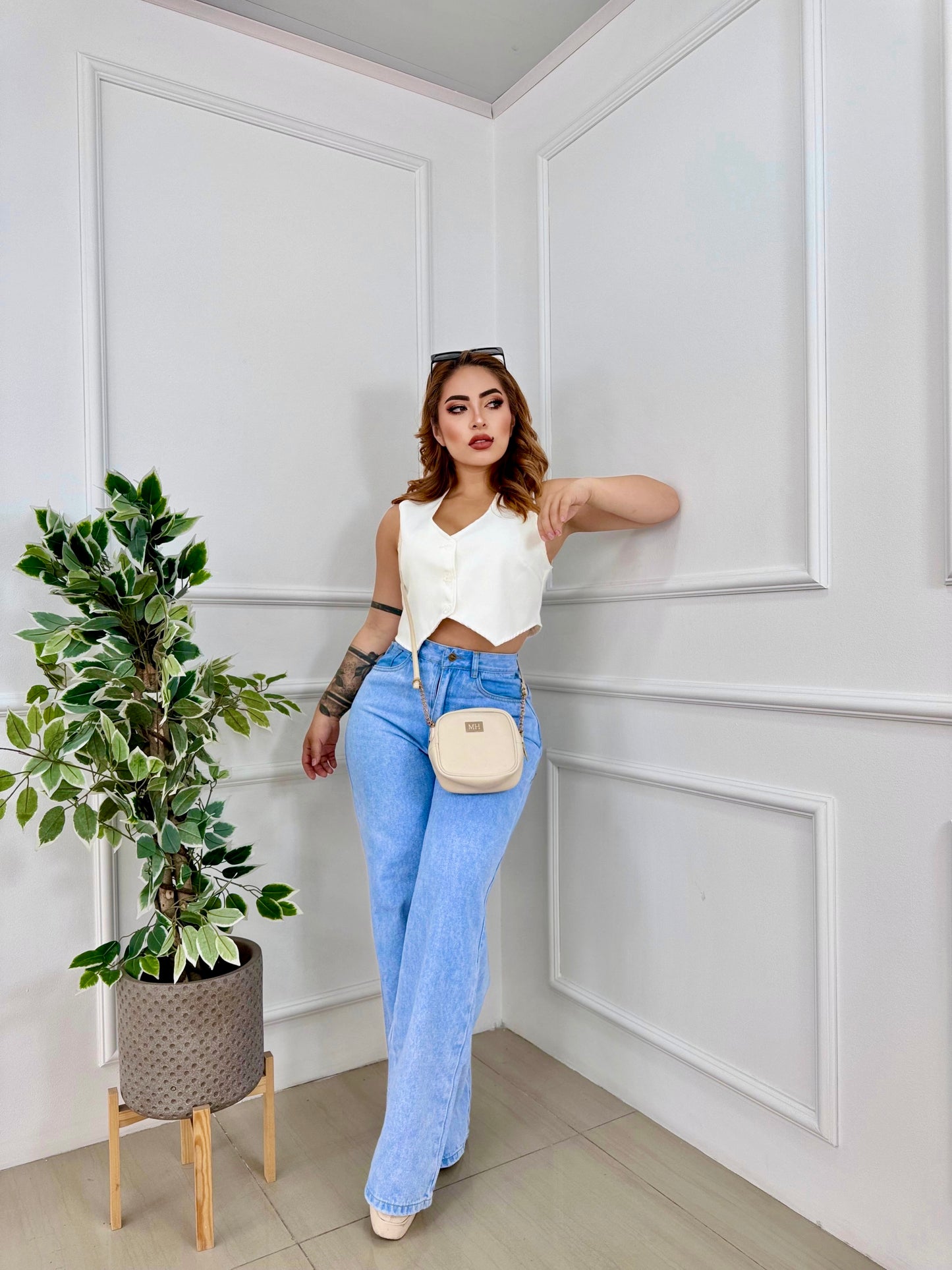 40. WIDE LEG JEAN