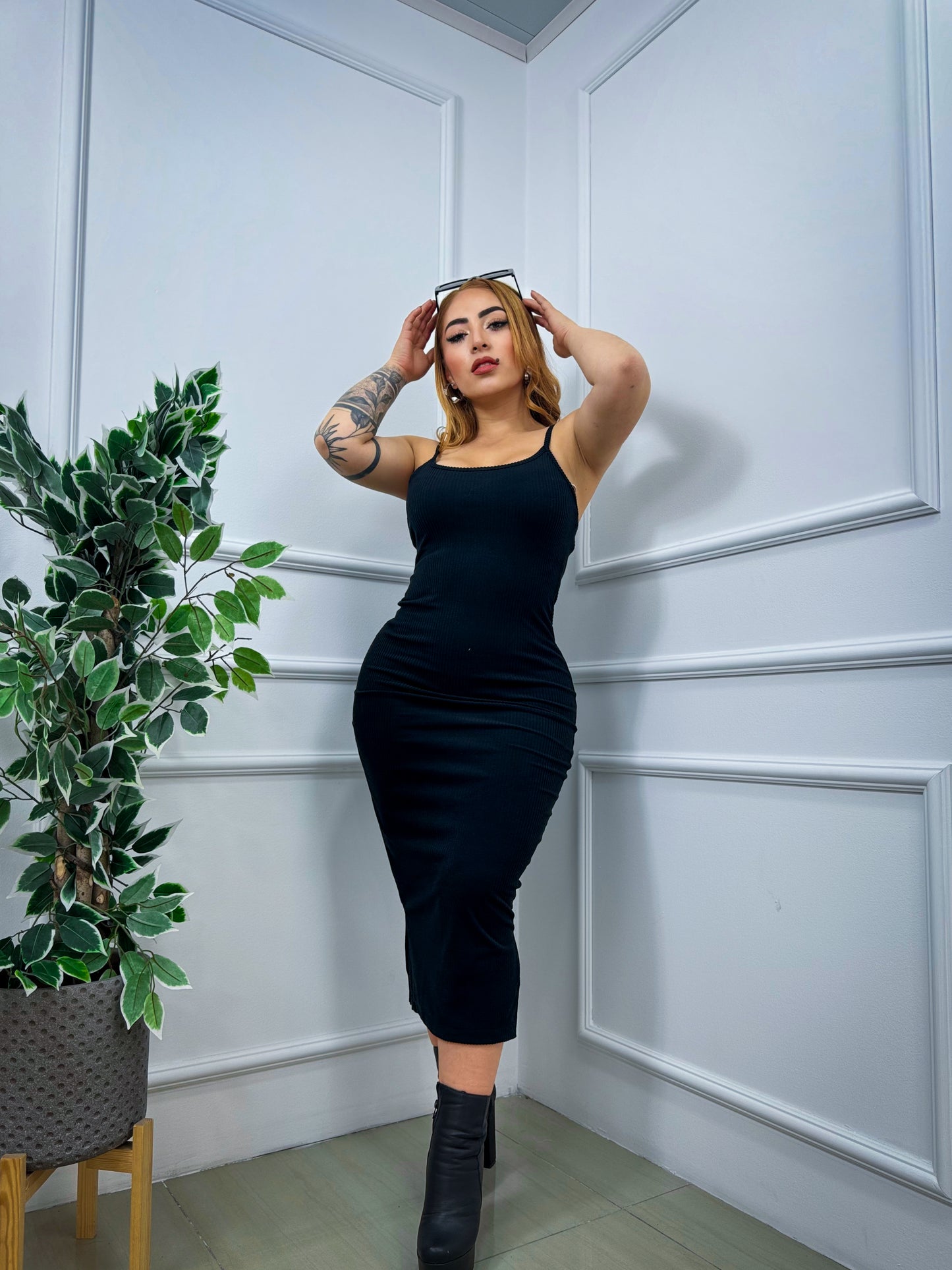 8. VESTIDO LAPIZ