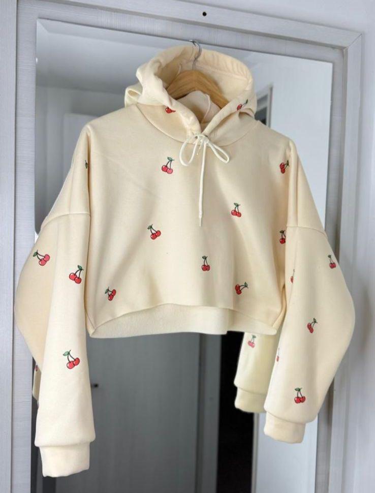 261.BUZO CAPOTA CEREZAS🌻