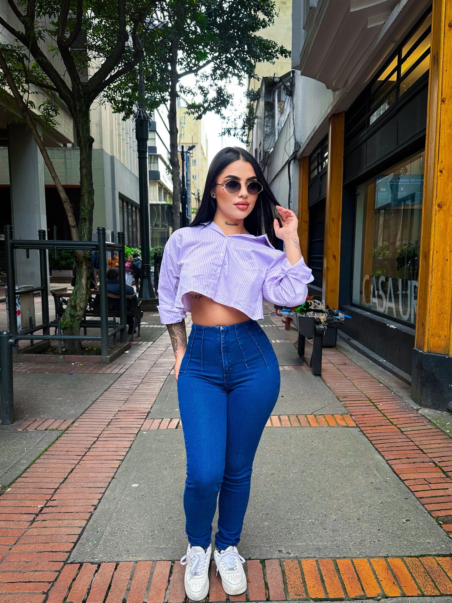 26. LIPO JEAN