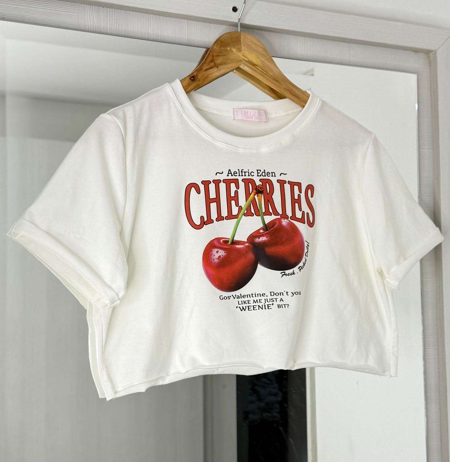 69.BLUSA CHERRIES