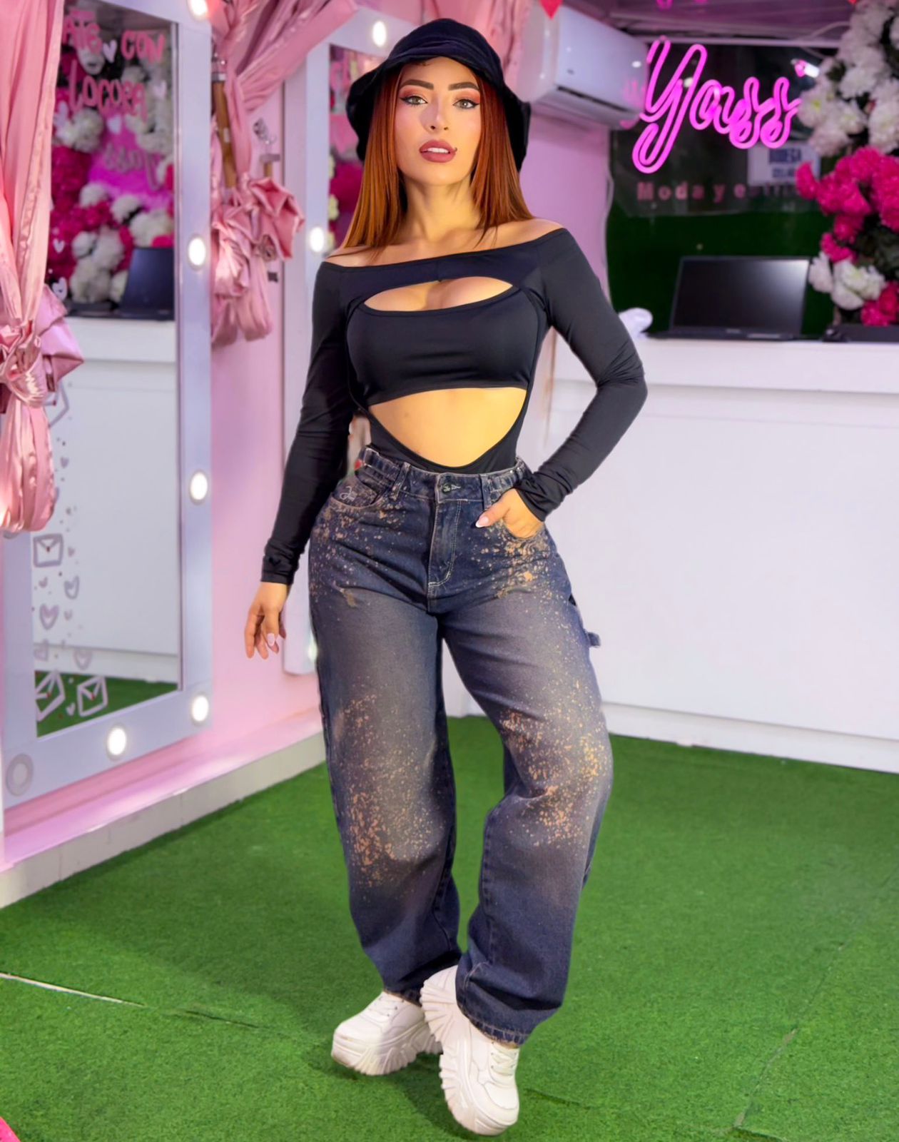 108.JEAN DAKOTA