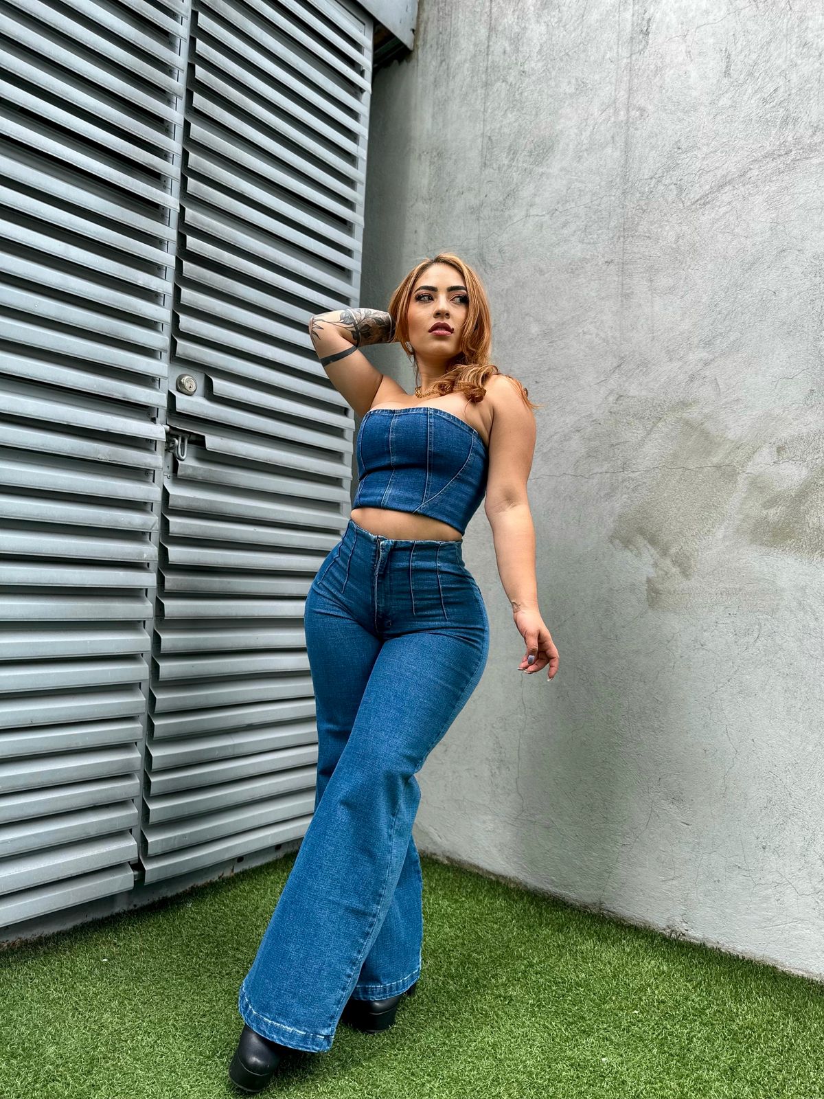 41. LIPO WIDE LEG