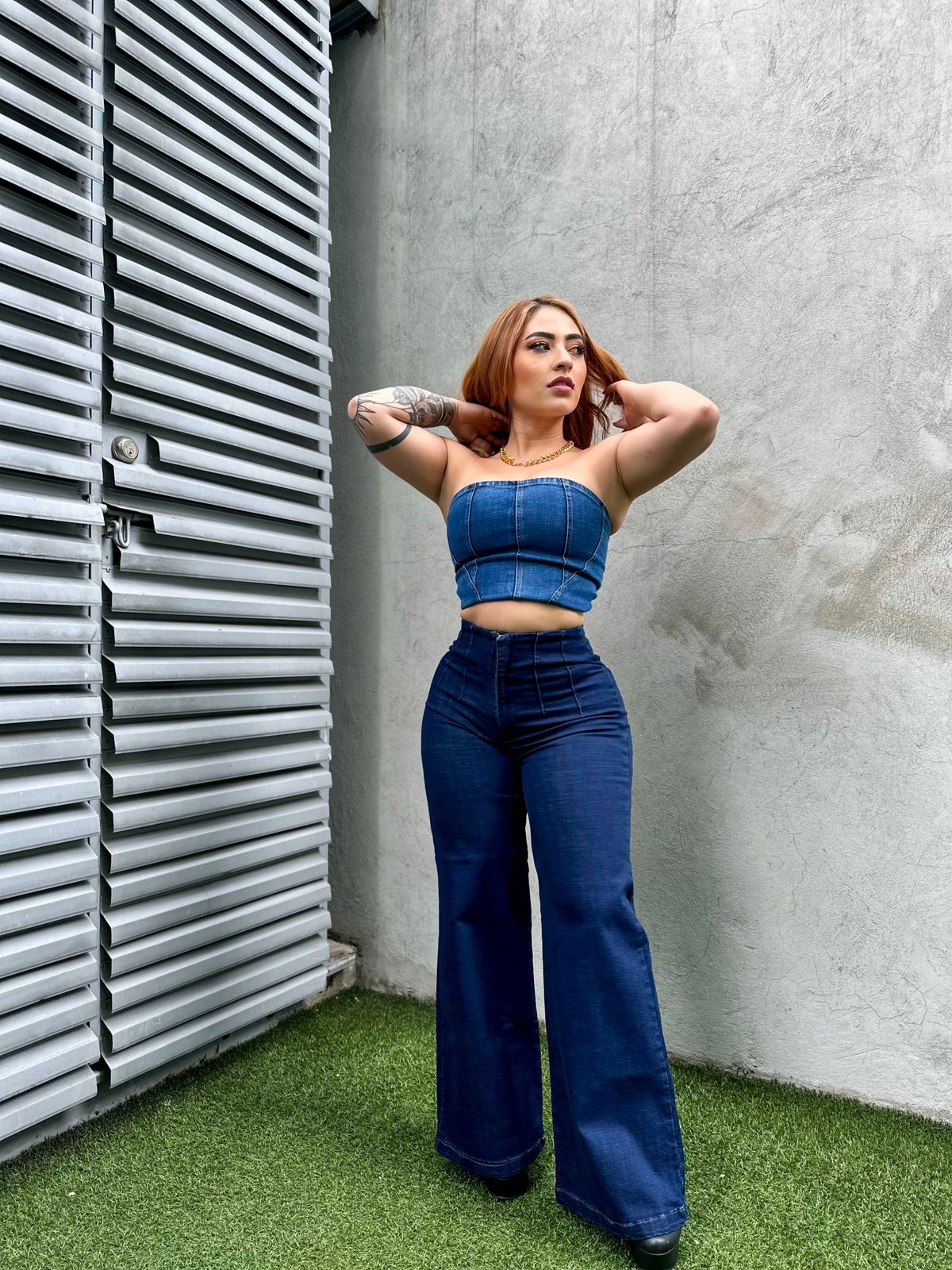 41. LIPO WIDE LEG
