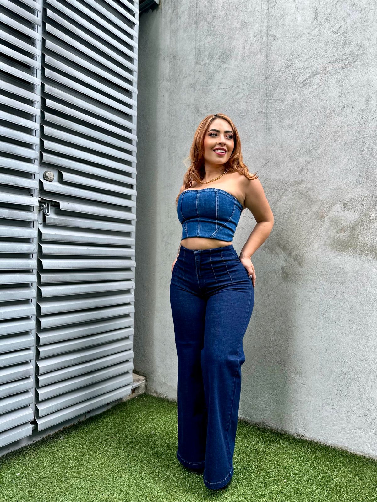 41. LIPO WIDE LEG