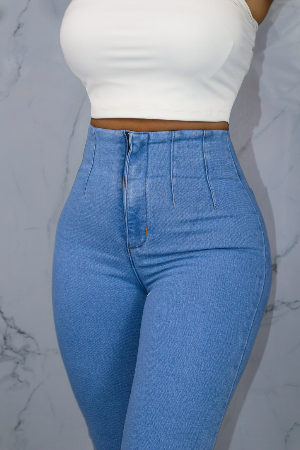 26. LIPO JEAN