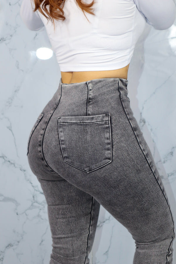 26. LIPO JEAN