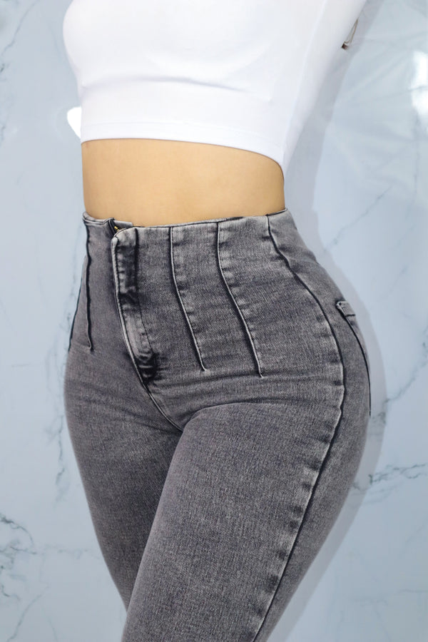 26. LIPO JEAN