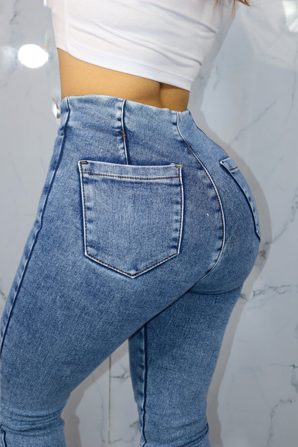 26. LIPO JEAN