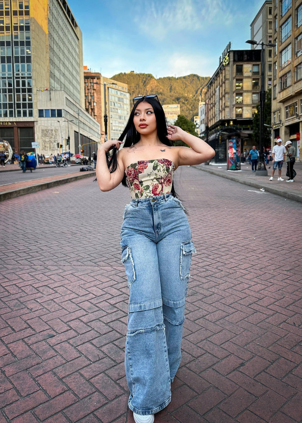 127.CORSET FRIDA