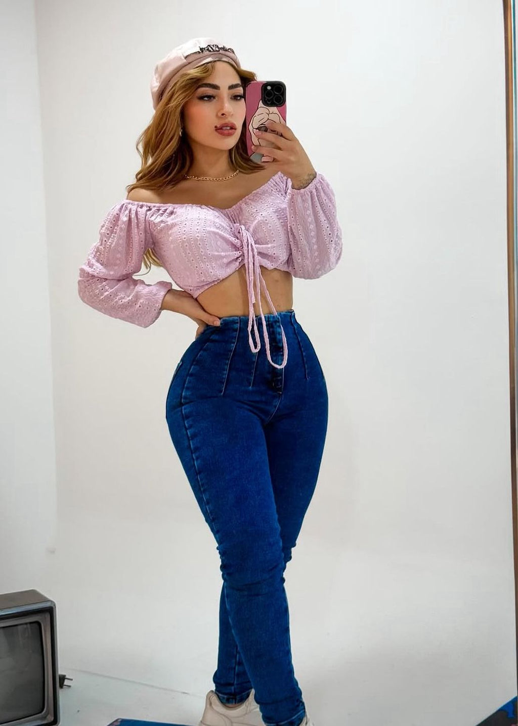 26. LIPO JEAN