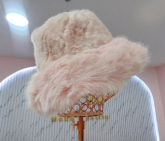 23. GORRO PELUCHE 🌻