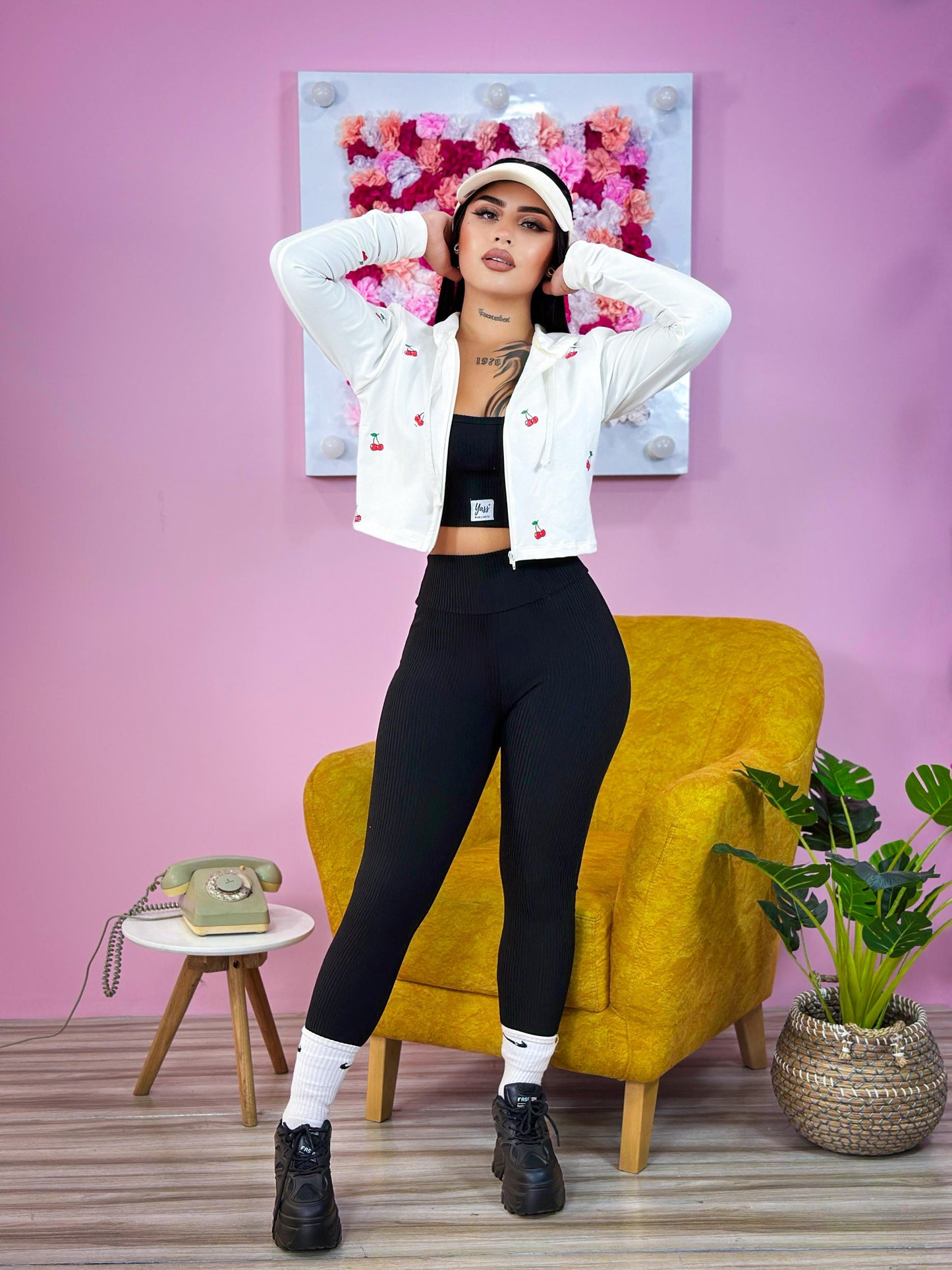 302.CHAQUETA CHERRY