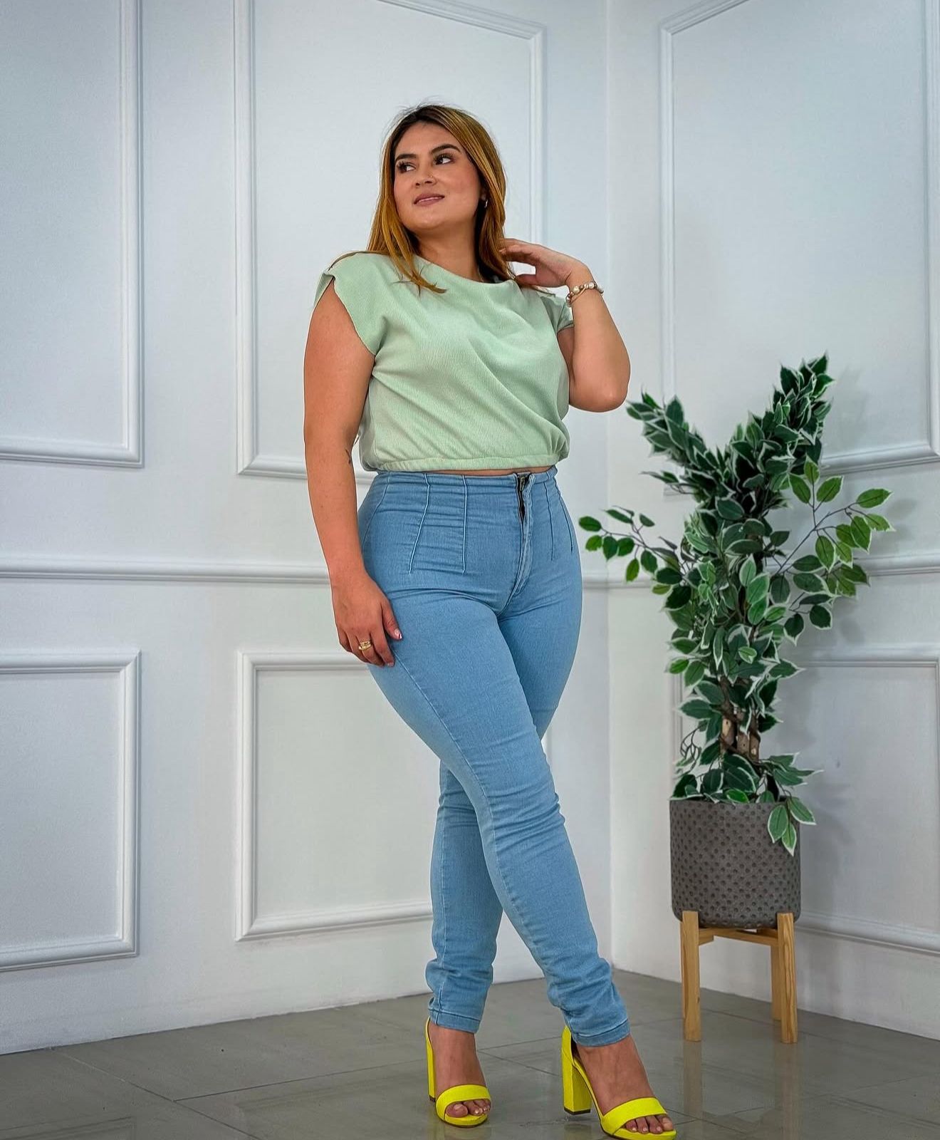 💗3 LIPO JEANS $199.900