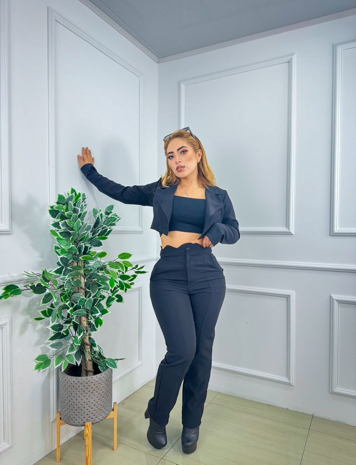 198.PANTALON REINA