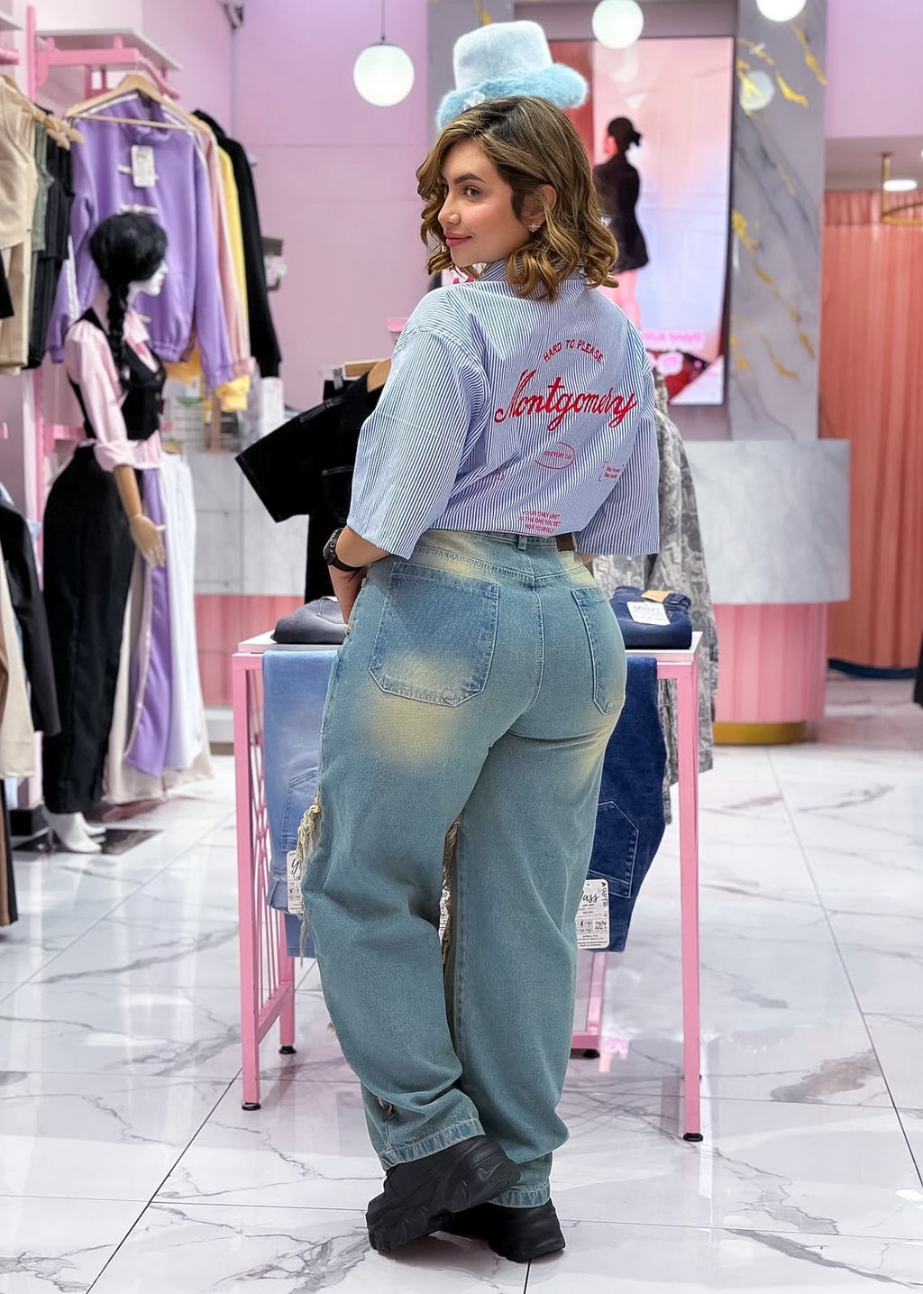 252.JEAN SOHO