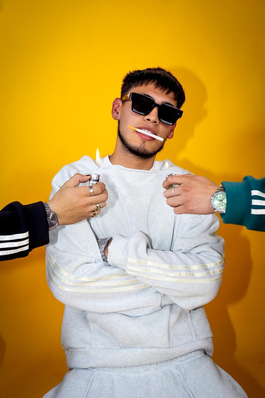 313.SUDADERA  BAD BUNNY