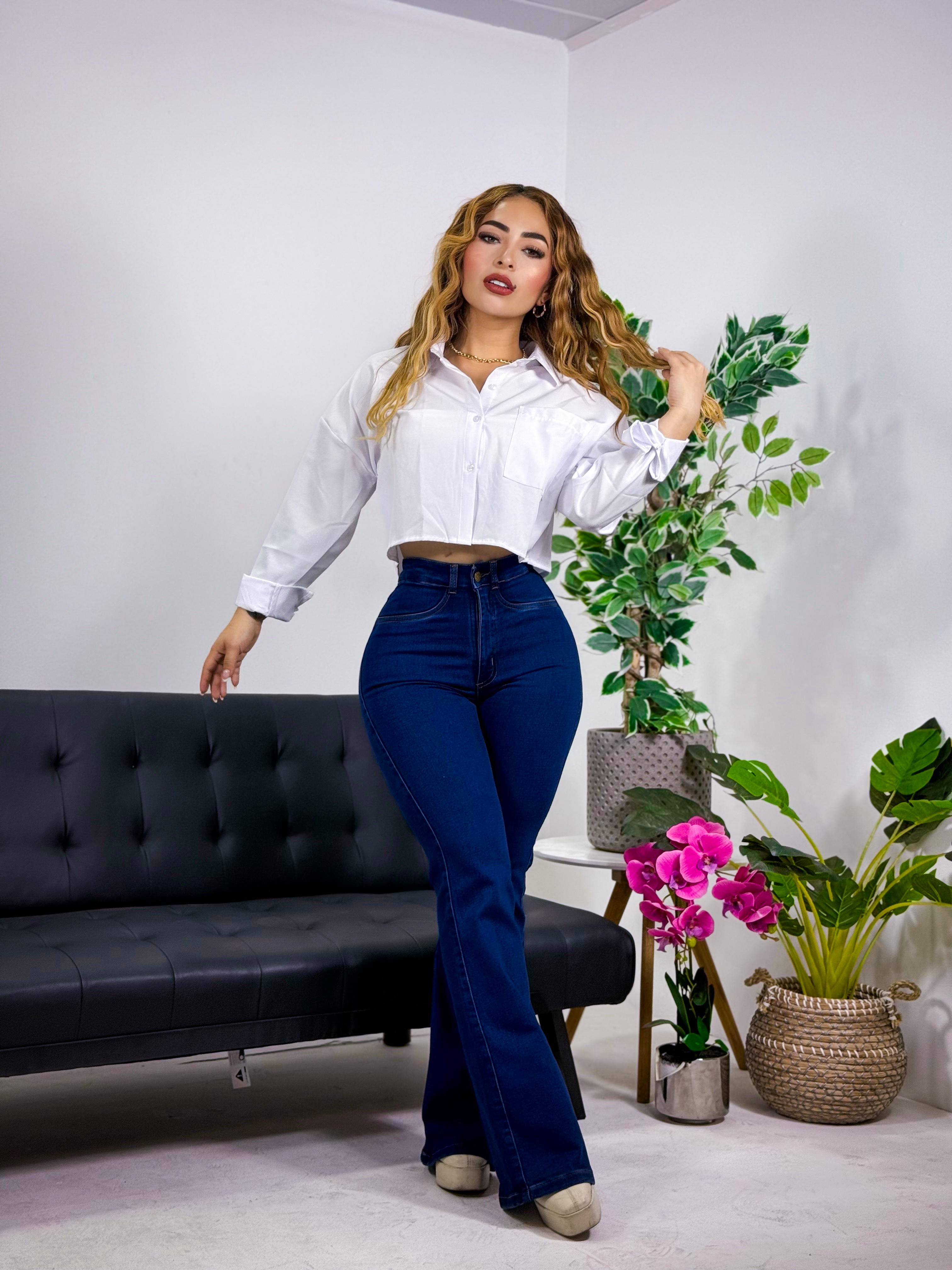 82. BLUSA GALA Imagen secundaria del producto