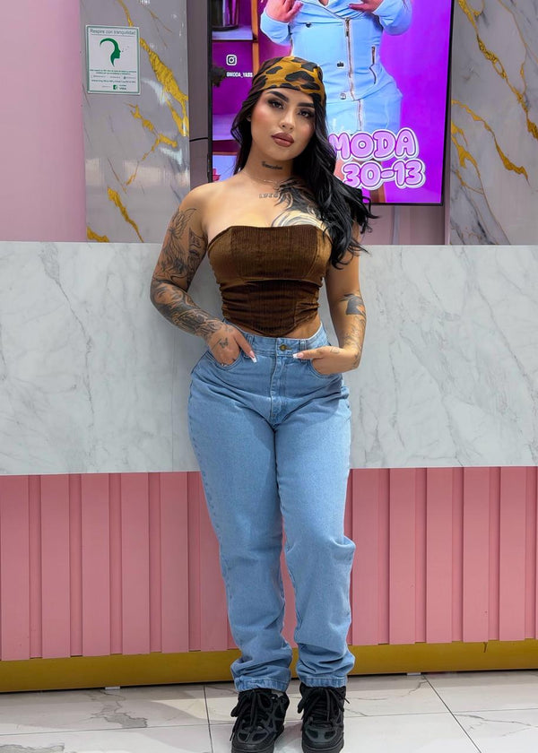90. MOM JEAN