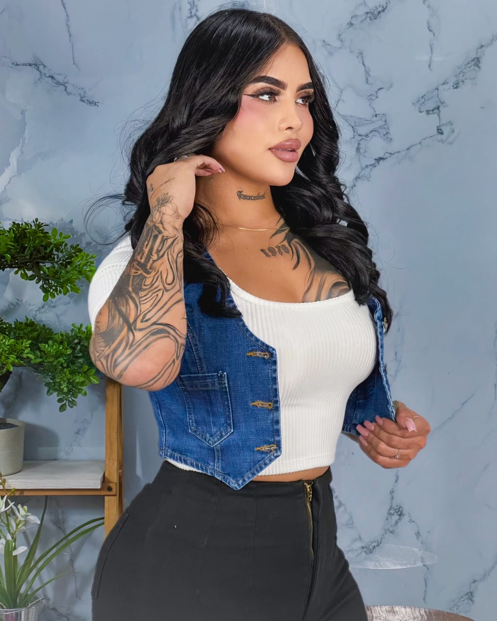 19 .CHALECO DENIM