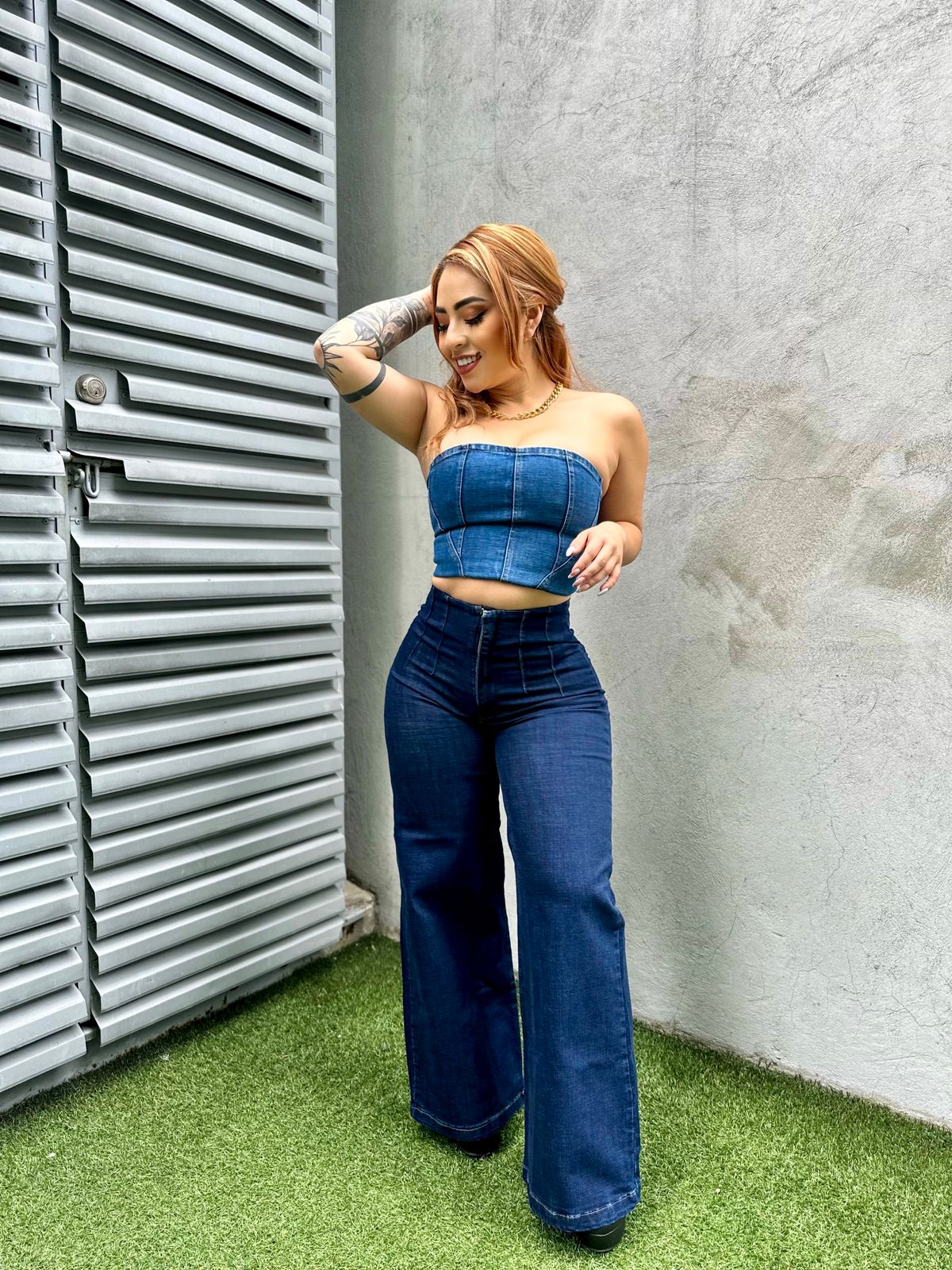 41. LIPO WIDE LEG