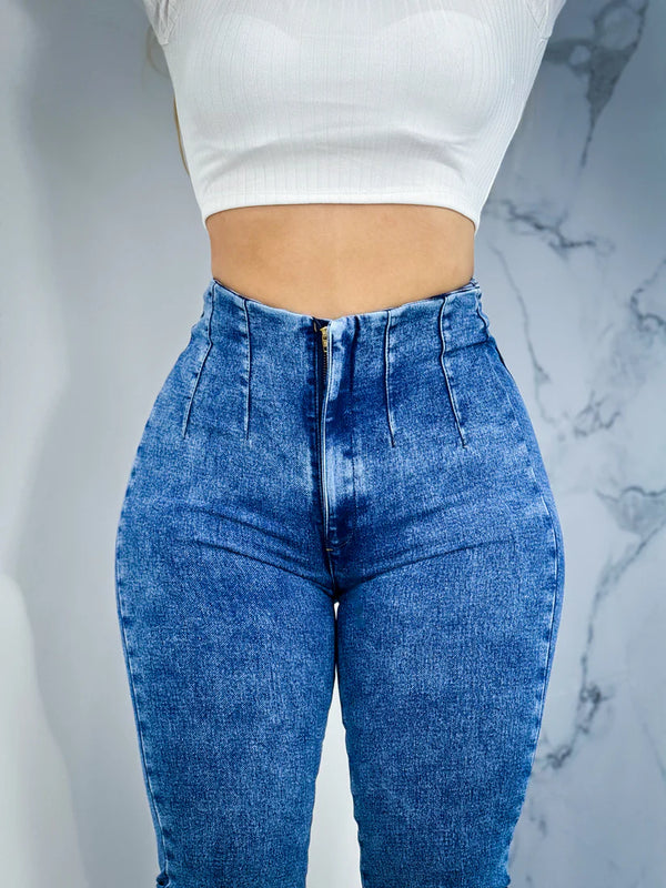 26. LIPO JEAN